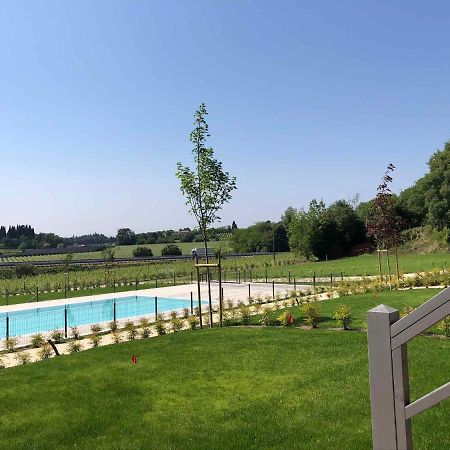 Agricamping Al Grappolo Divino Lazise Bagian luar foto