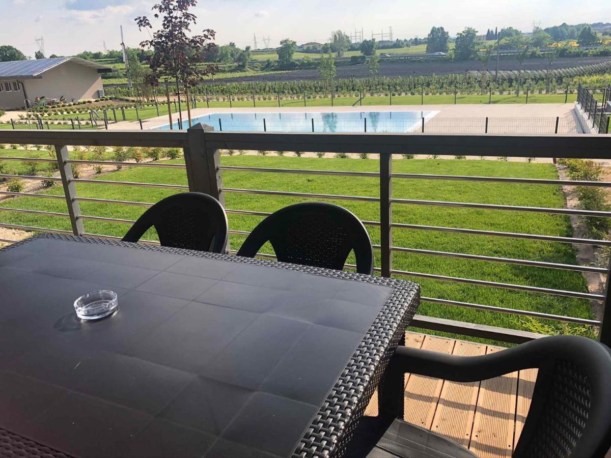 Agricamping Al Grappolo Divino Lazise Bagian luar foto